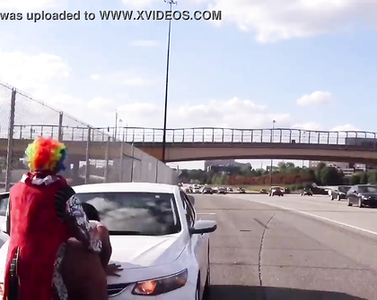 Gibby The Clown Fucks Juicy Tee On Atlanta’s Most Popular Highway