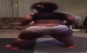 Midget Twerking