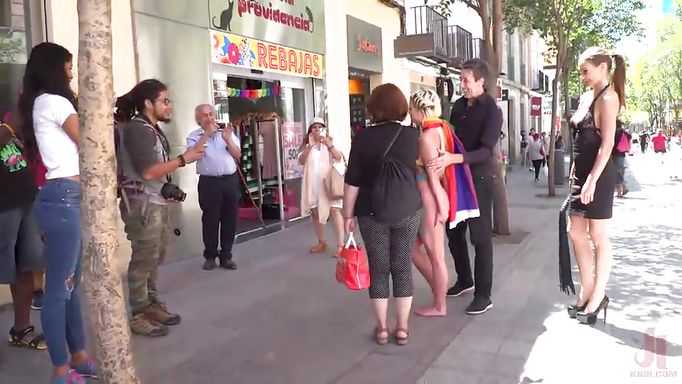 Sienna Day Was Humiliated In Public