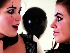 Clubevelynclaire Pierrot Clowns Evelyn And Adriana Will