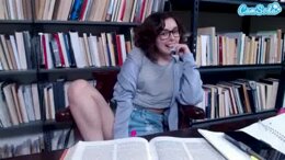 Nerdy College Teen Masturbates On Cam During Study Hall