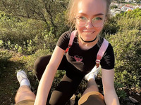 Nerdy Blonde Teen Pleased Me With A Nice Public Blowie During Our Hike