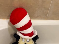 Turning A Cat In The Hat Yellow