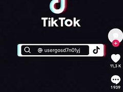 Girl Shows Nails And Kitty On Tiktok
