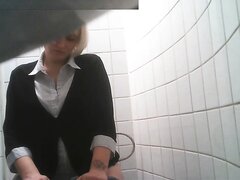 Pregnant Student Pee In Public Toilet