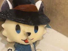 Fir Fox Takes A Piss Shower