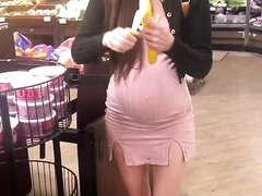 Pregnant Banana Masturbation