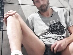 Short Clip Playtime In Bathroom