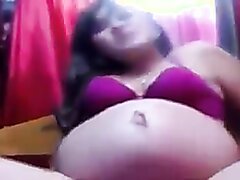 Pregnant Mother Having Contraction