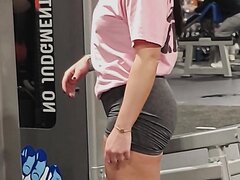 Amazing Ass At The Gym Candid