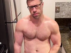 Nerdy Silver Muscle Daddy Cumshot Compilation